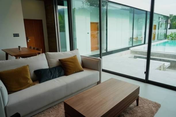 พูลวิลล่าตากอากาศวิวภูเขา 180 องศา ตั้งแต่ชั้นหนึ่ง ราคา 13,900,000​ ล.​เท่านั้น​ 100 ตรว. ​3 นอน 4 น้ำ ช่างเคี่ยน ช้างเผือก เฟอร์นิเจอร์ครบ