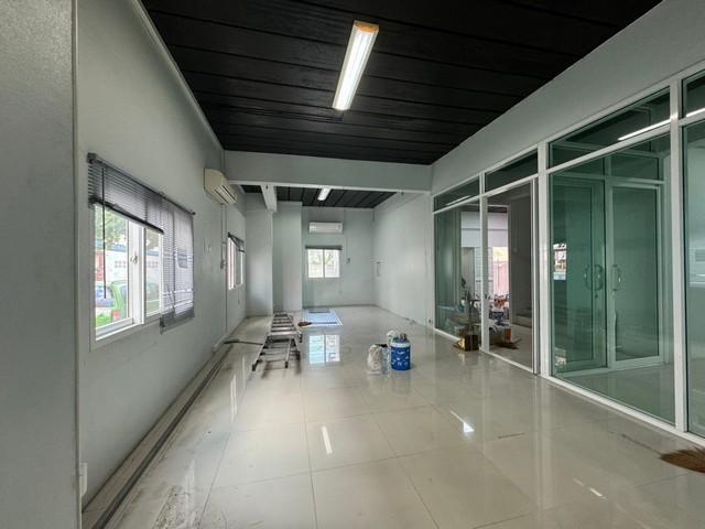BS 384 ขายโฮมออฟฟิต 3ชั้น พร้อมอุปกรณ์สำนักงานครบถ้วนใช้งานได้ทันที ใกล้โรบินสัน อมตะนคร