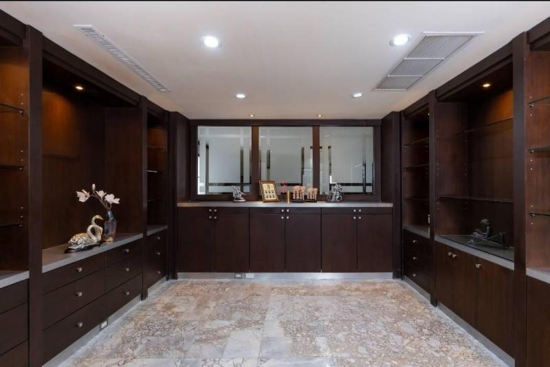 ให้เช่าบ้านเดี่ยว 2 ชั้น ซอยลาซาล ทำเลดี ใกล้รถไฟฟ้าแบริ่ง