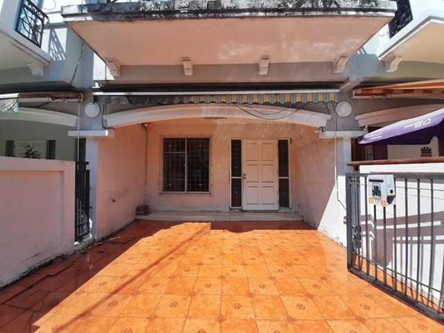 ขายทาวน์เฮ้าส์  โครงการบ้านกลางเมือง สวิสทาวน์ กรุงเทพมหานคร (PAP-7-0108 )