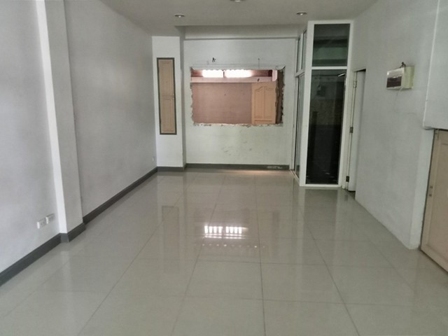 ขายทาวน์เฮ้าส์   โครงการเมโทร ไลฟ์ ลาดพร้าว 71 กรุงเทพมหานคร (PAP-ZE_070 )