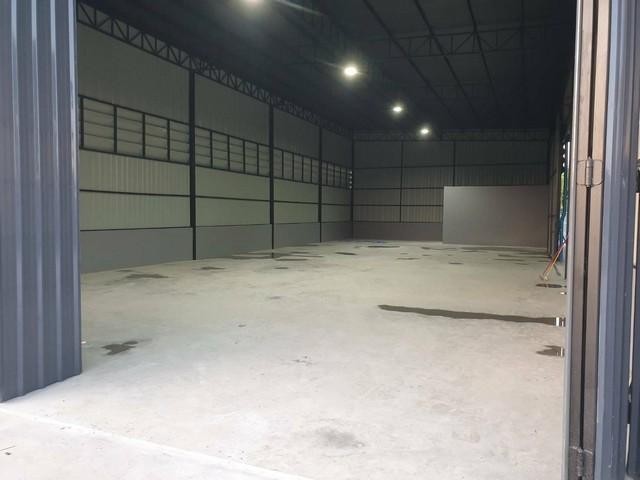 PO279 ให้เช่า โกดัง 300 ตรม ซอยกาญจนาภิเษก 25 ถนนศรีนครินทร์ ร่มเกล้า ย่านกรุงเทพกรีฑา ร่มเกล้า ลาดกระบัง ใกล้มอเตอร์เวย์ เขตสะพานสูง