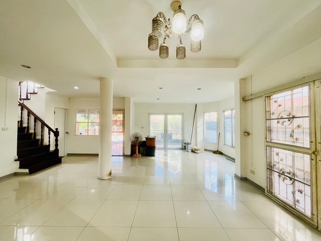 ขาย บ้านเดี่ยว 2 ชั้น พร้อมที่ดิน หมู่บ้าน ร่มรื่นการ์เด้นวิลล์  ซอย1