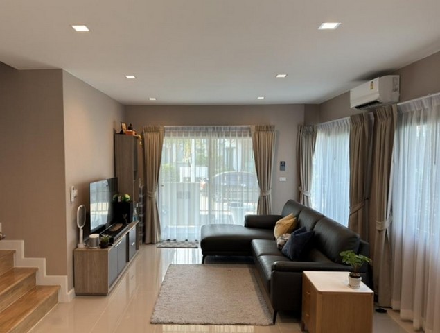 ขายบ้านแฝด2 ชั้น เวนิว โฟลว์ ติวานนท์ – รังสิต เนื้อที่ 38.8 ตรว มี 3 นอน 3 น้ำ