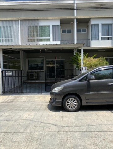 ให้เช่าทาวน์โฮม2 ชั้น  อินดี้ ประชาอุทิศ 90 มี 2 ห้องนอน 3 ห้องน้ำ มีเฟอร์นิเจอร์