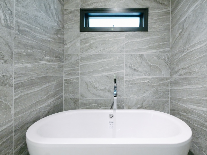 BH2686  THE ESSE สุขุมวิท 36 คอนโดใหม่พร้อมอยู่ ติด BTS ทองหล่อ ชั้น 37