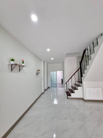 BTSสำโรง ให้เช่าบ้านเดี่ยว 2 ชั้น เฟอร์นิเจอร์ครบ 37ตรว. 150ตรม. MRTศรีด่าน 900ม. สุขุมวิท113 3นอน 2น้ำ 1จอดรถ 1แอร์ โลตัส ศรีนครินทร์