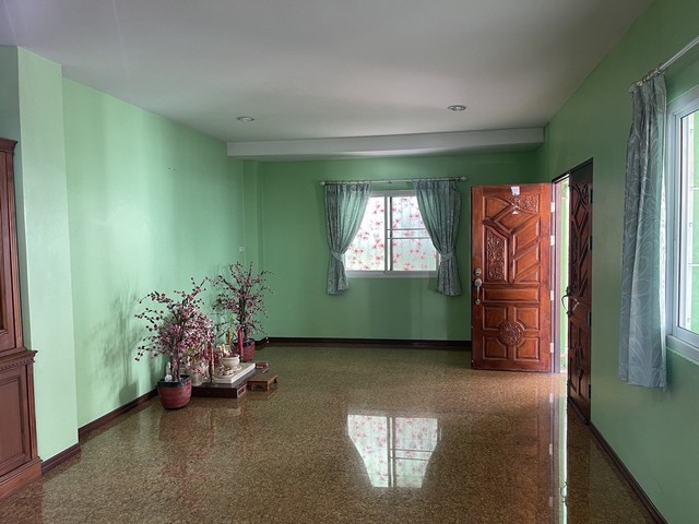 ขายบ้าน โฮมออฟฟิต 3 ชั้น ฝั่งธนบุรี วุฒากาส ซอย 15 สามารถทำเป็นออฟฟิต ทำสตูดิโอ