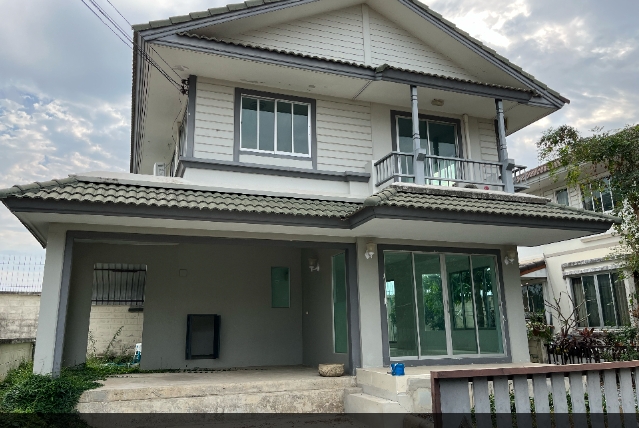 ขายบ้านเดี่ยว 2ชั้น  ชัยพฤกษ์ บางนา 2 (กม.26) เนื้อที่ 51 ตรว มี 3 ห้องนอน 2 ห้องน้ำ ใกล้แบบ บางนา 