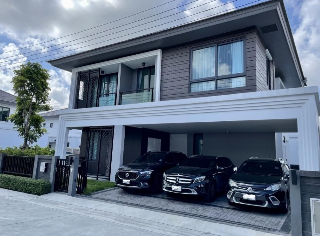  ให้เช่าบ้านเดี่ยว2ชั้น แกรนด์บริทาเนีย บางนา กม.12 สุวรรณภูมิ ถนนกิ่งแก้ว 