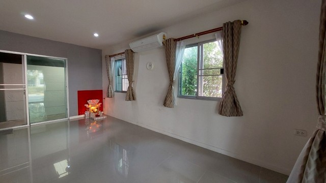 ขายทาวน์เฮ้าส์ Lumpini Townville Ratchaphruek - Pinklao ลุมพินี ทาวน์วิลล์ ราชพฤกษ์ - ปิ่นเกล้า  พร้อมอยู่