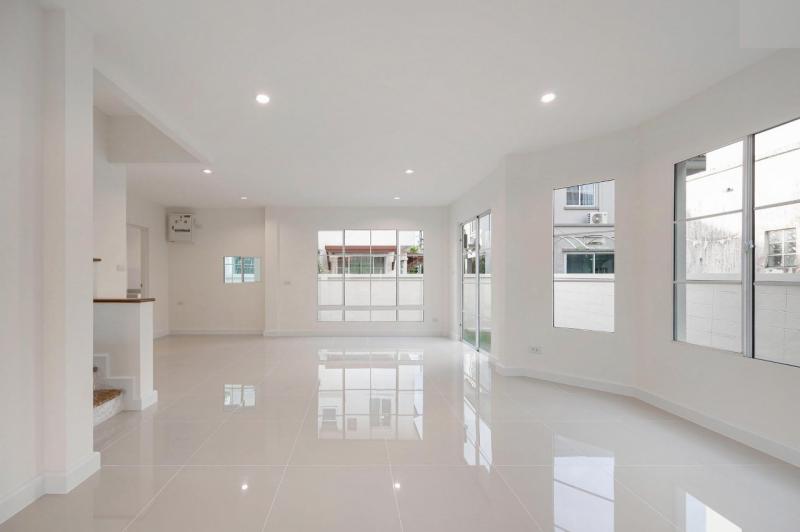 ขายบ้านเดี่ยว 2 ชั้น หมู่บ้าน ชลลดา วัดลาดปลาดุก ใกล้รถไฟฟ้าสายสีม่วง สถานีคลองบางไผ่ และ ใกล้เซ็นทรัล เวสต์เกต