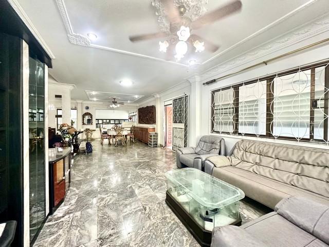 ให้เช่าบ้านเดี่ยว120 ตร.ว. 6 ห้องนอน 4 ห้องน้ำ ย่านตลิ่งชัน ถนนบรมราชชนนี