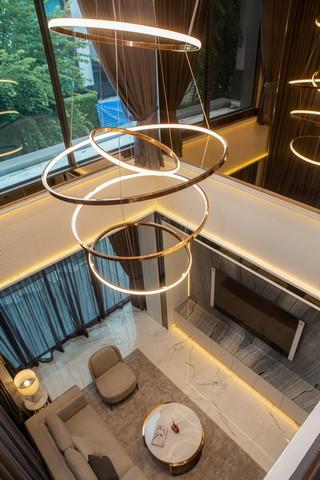 ให้เช่าและขายบ้านเดี่ยววิลล่า 3 ชั้น The Gentry เอกมัย-ลาดพร้าว ตกแต่งสไตล์ Modern Luxury เฟอร์ใหม่ทั้งหลัง