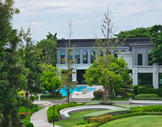 ขายบ้านเดี่ยว เศรษฐสิริ กรุงเทพ-ปทุมธานี แปลงมุม มีเฟอร์นิเจอร์ เนื้อที่ 72 ตรว มี 4นอน 4 น้ำ