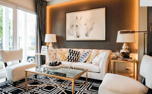 ให้เช่าและขาย  บ้านหลังมุม แกรนด์ บางกอก บูเลอวาร์ด พระราม 9  ศรีนครินทร์  ขนาด 80ตรว มี 4นอน 5 น้ำ