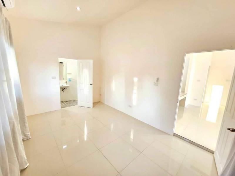 รหัสทรัพย์ R2975 ให้เช่า บ้านเดี่ยวชั้นเดียว สไตล์มินิมอล รีโนเวทใหม่ทั้งหลัง ย่าน เสนานิคม 1 ลาดพร้าว