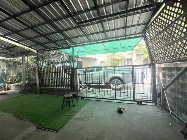 บ้านเดี่ยว 2.8 ล้าน มบ. เศรษฐพงศ์  ใกล้ จุ่มยักษ์ บางใหญ่ ซอยวัดลาดปลาดุก บางบัวทอง นนทบุรี ใกล้ห้าง ร้านค้า ร้านอาหาร ฯ