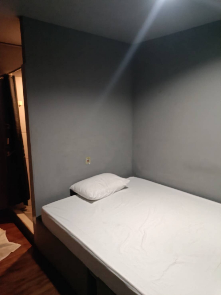 CH943 เซ้งกิจการร้านนวด ร้าน Spa ย่าน พระราม 9 อาคาร 2 คูหา ที่จอดรถ 8 คัน