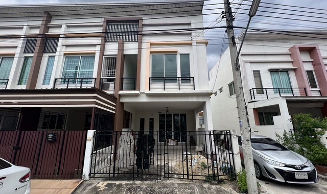 ขายทาวน์เฮาส์โครงการ อาร์เค พาร์ค วัชรพล-สายไหม สายไหม กทม PKK03-01030