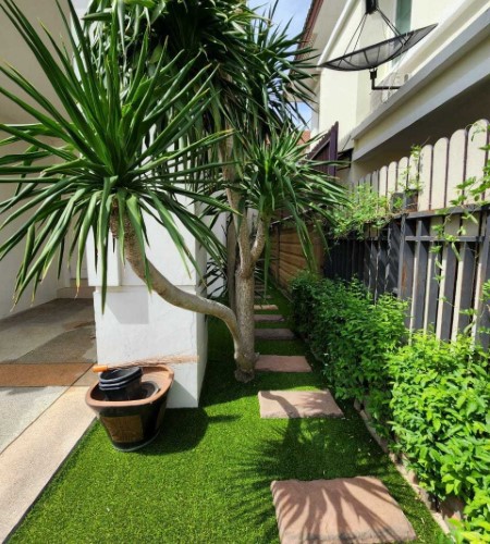 บ้านเซ็นโทรถ.สุขุมวิท113มี3นอน2น้ำตกแต่งสวยเฟอร์ครบเช่า25,000บาท/เดือน