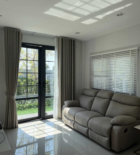 บ้านใหม่เซ็นโทรบางนากม.7มี4นอน5น้ำใหม่กิ๊บเฟอร์ฯครบเช่า120,000บาท/เดือน