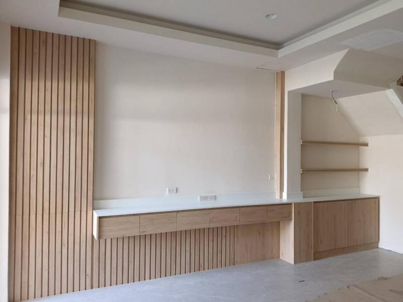 ให้เช่าทาวน์เฮาส์ปรับปรุงใหม่ ซอยรัชดาภิเษก 44 ใกล้สถานี BTS รัชโยธิน เนื้อที่ 27 ตารางวา 4ห้องนอน 3 ห้องน้ำ พร้อมเฟอร์นิเจอร์ครบ