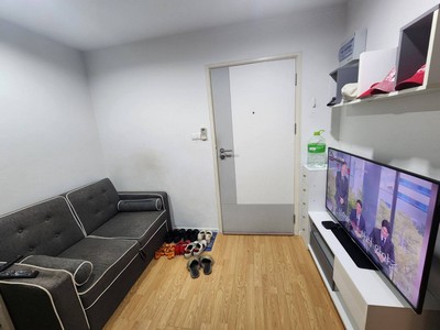 ตกแต่งสวยพร้อมอยู่​ ห่างจาก MRT หัวหมากแค่ 350 เมตร!! ขายคอนโด ลุมพินีเพลส ศรี​นครินทร์​-หัวหมาก ทำเลดี ติดถนนศรีนครินทร์​ และห่างจากmotorway แค่ 10 นาที.คอนโด ลุมพินีเพลส ศรี​นครินทร์​-หัวหมาก- ขนาดห้อง 26 ตร.ม ชั้น 9 ตึก B- บรรยากาศดีเงียบ ไม่พลุกพล่าน- ที่จอดรถเหลือเฟือไม่ต้องแย่งกัน- ตกแต่งพร้อมอยู่- ระเบียงทิศตะวันออกเฉียงเหนือ- เดินทางสะดวกติด​ MRT หัวหมาก- เดินทางสะดวก