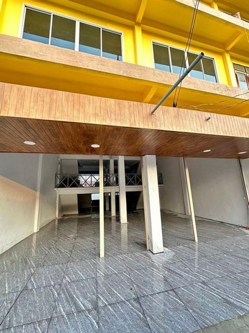 PB3767 ให้เช่าอาคารพาณิชย์ 2 คูหา ถนนงามวงศ์วาน ซอยชินเขต ตึกรีโนเวทแล้วพร้อมใช้งาน