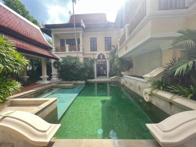 ขายบ้านเดี่ยวหรู หมู่บ้านวิวทะเลมารีน่า นาจอมเทียน ตกแต่งพร้อมอยู่ ชลบุรี FSP-H020