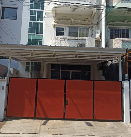  ให้เช่าทาวน์โฮม3ชั้น  ลาดพร้าว 84 ประดิษฐ์มนูธรรม5ใกล้MRTลาดพร้าว71