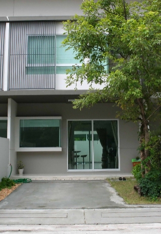  ให้เช่าทาวน์โฮม2 ชั้น อินดี้ บางนา กม.26 ซอยเอแบค 