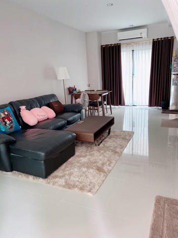 ขายทาวน์โฮม 3 ชั้น หลังมุม บ้านกลางเมืองลาดพร้าว-เสรีไทย ซอยเสรีไทย 52 สไตล์โมเดิร์น เฟอร์พร้อมอยู่