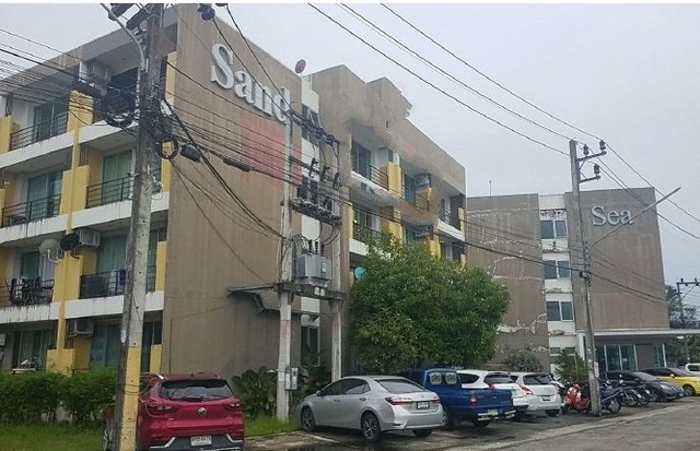   รายละเอียดเพิ่มเติม Code ID : PSC00178  ราคาขาย  2,418,000  บาท  - พื้นที่ใช้สอย :   59.40 ตร.ม.- จำนวนห้อง :  1 ห้องนอน 1 ห้องน้ำ พิกัดทรัพย์ :  https://maps.app.goo.gl/f34t588dKPMZYK54A    สถานที่ใกล้เคียง- ใกล้  ภูชมดาว- ใกล้  จุดชมวิวเขาขาด- ใกล้  หาดอ่าวยน- ใกล้  สถานแสดงพันธุ์สัตว์น้ำภูเก็ตสอบถามเพิ่มเติม/นัดชมโทร. 097-419-5982(พลอย)โทร. 096-932-4624(ออมสิน)Line : @panaya (มี@ด้านหน้า)ปรึกษาสินเชื่อฟรี One Stop Service ดูแลตั้งแต่ต้นจนจบบริษัท ปณยาคิดดี จ�