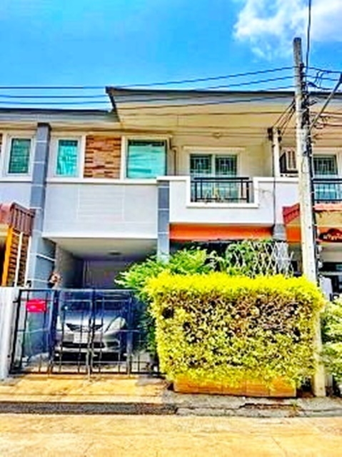 ตลาดพระราม5 19ตรว.142ตรม.ให้เช่าทาวน์เฮ้าส์ใหม่2ชั้น 3นอน 9,998B-M  2น้ำ 1จอดรถ 3แอร์ เฟอร์บางส่วนเดอะวอล์ค ราชพฤกษ์ Rama5 Market new townhouse 3bed for rent 2 floors 19sq.wa. 142sq.m. 9,998B-M  2bath 1parking 3A/C partially furnished The Walk Ratchaphruek ซ.นครอินทร์ ถ.นครอินทร์ ตำบลบางขุนกอง อำเภอบางกรวย นนทบุรี 1113019ตรว.                142ตรม.               3 ห้องนอน2 ห้องน้ำ1 ห้องครัว1 จอดรถ3 แอร์สถานที่ใกล้เคียงตลาดพระราม 5 ( 1 กม.)โรงเรียนนานาชาติดราก้อน ( 1 กม.)โรงเรียนชาญรัตน์วิทยา ( 2 �