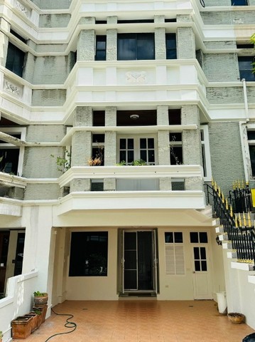 ให้เช่าทาวน์โฮม หลัง มศว ประสานมิตร ใกล้แยกอโศก ห้างเอ็มโพเรียมN4707ให้เช่าทาวน์โฮม หลัง มศว ประสานมิตร ใกล้แยกอโศก ห้างเอ็มโพเรียมค่าเช่า 85,000 บาททาวน์โฮม ปรับปรุงใหม่ ใจกลางอโศก-พร้อมพงษ์ หลัง มศว.ประสานมิตร ใจกลางเมือง For rent Townhome Sukhumvit31 Asok-Phromphong 3-4 bedrooms 5 bathrooms. - 350 sqm. 33 sqw. nice decoration- near Emporium , Terminal21Asok1 maidroom 3 car parking poolสนใจติดต่อ คุณนัน (Agent) เบอร์โทร 062-8923978 , 080-5478745หรือ ส่งข้อความ/รูปภาพ/แนบลิ้งค์ประกาศทร�