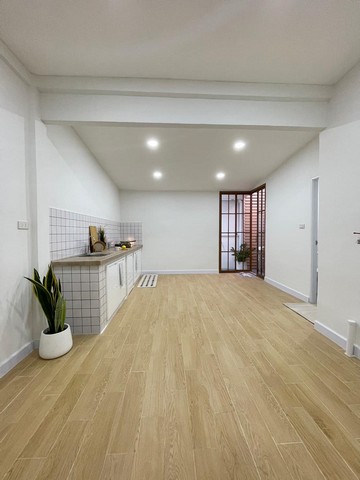 ขายทาวน์เฮาส์ชั้นเดียว 29 ตรว. 3 ห้องนอน โครงการพูนสิริ สุคนธสวัสดิ์ 9 เกษตรนวมินทร์ รีโนเวท ตกแต่งใหม่ สวยพร้อมอยู่ ใกล้โรงเรียนสตรีวิทยา 2