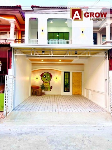 หมู่บ้านอธิษฐาน1 ถนนเมน ที่ตั้ง :  แขวงออเงิน เขตสายไหม กรุงเทพฯรหัสทรัพย์ : AGT00168ราคาขาย : 2,550,000 บาท *ฟรีโอน*รายละเเอียด :เนื้อที่ 19 ตารางวา  3 ห้องนอน  2 ห้องน้ำ  1 ห้องโถง  1 จอดรถ (ในบ้าน)  หน้าบ้านหันไปทางทิศใต้ **แถมเฟอร์จุๆตามรูป**จุดเด่น : ทำเลดี เดินทางสะดวกเข้า-ออกได้ทั้งถนนพหลโยธิน ถนนสุขาภิบาล ถนนสายไหมแลทางด่วนวงแหวนบางนา-บางปะอินสถานที่ใกล้เคียง :- ใกล้ตลาดยิ่งเ