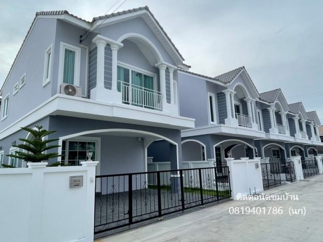 ขายบ้านเดี่ยว  เดอะซิมโฟนี่ ศรีราชา ราคา 3.49 ลบ. ฟรีโอนกรรมสิทธิ์