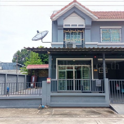 รหัสทรัพย์  4454ทาวน์เฮ้าส์ ประภาทรัพย์ 2 คู้บอน 48 หลังริม ต่อเติมเต็มที่ตั้ง  ซอยคู้บอน48 ถนนคู้บอน แขวงบางชัน เขตคลองสามวา กรุงเทพมหานคร 10510รายละเอียดทรัพย์- ทาว์เฮ้าส์ 2 ชั้น, ขนาดพื้นที่ 36.1 ตารางวา, พื้นที่ใช้สอย 120 ตารางเมตร- 3 ห้องนอน, 2 ห้องน้ำ, 1 ห้องครัว, 1 ห้องนั่งเล่น, 2 ที่จอดรถ- ปั้มน้ำ แท้งค์น้ำ, เหล็กดัด, มุ้งลวด ,ผ้าม่าน, เครื่องทำน้ำอุ่นสิ่งอำนวยความสะดวก- เจ้าหน