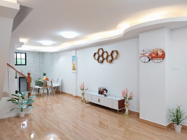 ให้เช่าบ้านเดี่ยว 2 ชั้น 55.5 ตรว. 4 ห้องนอน โครงการเซนโทร บางนา Centro Bangna ทำเลติด Mega บางนา