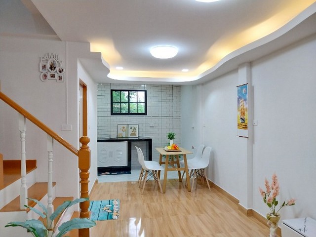 ขายทาวน์เฮาส์ หมู่บ้านศรีวิมลวิลล์ รีโนเวทใหม่พร้อมอยู่ ซอยสายไหม74 ถนนสายไหม แขวงสายไหม เขตสายไหม กรุงเทพมหานคร