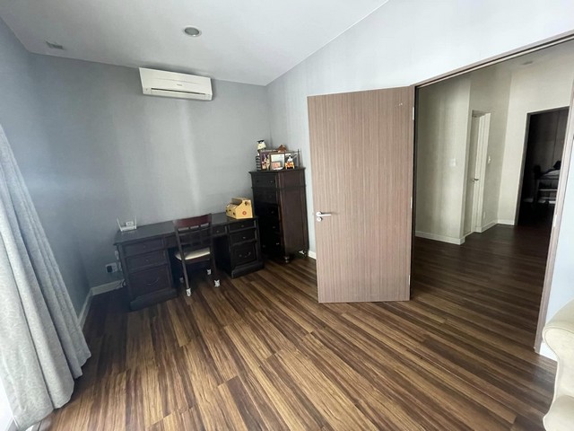 HS678ขายบ้านเดี่ยว 2 ชั้น หมู่บ้านโนเบิล เรสซิเดนซ์ พัฒนาการ ใกล้ถนนพัฒนาการ เดินทางสะดวก