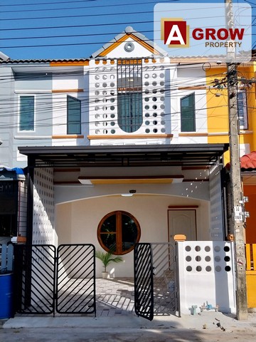 ม. เค.ซี.2 ซอยหทัยราษฎร์39 ถนนเมน รีโนเวทใหม่พร้อมอยู่ แถมฟอร์นิเจอร์ทั้งหลังที่ตั้ง : หมู่บ้าน เค.ซี.2 ซอยหทัยราษฎร์39 ถนนเมน ถ.หทัยราษฎร์ เขตคลองสามวา กรุงเทพมหานครรหัสทรัพย์ : AGT00180ราคา : 1,990,000. บาทรายละเอียด : ทาวน์เฮ้าส์ 2 ชั้น-18 ตร.ว.-3 นอน -2 น้ำ -1 ครัว -ที่จอดรถ 1 คัน-ใกล้ ทางด่วนจตุโชติ ทางพิเศษฉลองรัช 10 นาที ใกล้แฟชั่นไอส์แลนด์ ใกล้สนามบินดอนเมืองซอยหทัยราษฎร์39 ถนนหทัยรา