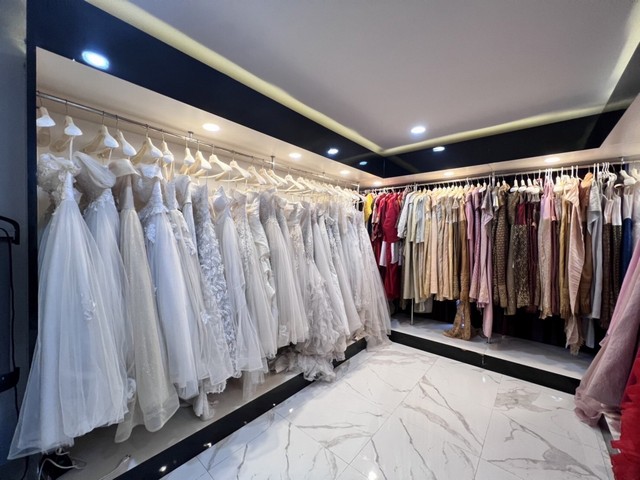 ขายอาคารพาณิชย์ 3ชั้น 2คูหาด้านในเชื่อมกัน ติดถ.สิงหวัฒน์ ใกล้เซ็นทรัลพิษณุโลก