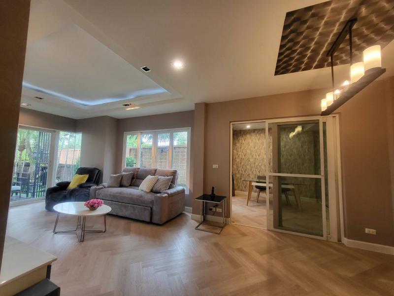 ให้เช่าบ้านเดี่ยว 2 ขั้นหลังมุม 65 ตรว. 4 ห้องนอน โครงการคาซ่าวิลล์ ศรีนครินทร์ ศรีด่าน 22 ใกล้เมกะ บางนา