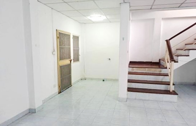 office ติดแอร์ได้  บิ๊กซี สมุทรปราการ BTS เคหะฯ ให้เช่าบ้านทาวเฮ้าส์ 2 ชั้น 20ตรว. 140ตรม. 3นอน 2น้ำ 1จอดรถ ต่อเติมทำ