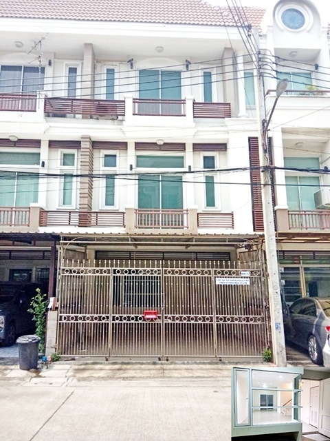 นวลจันทร์50-68  ประดิษฐ์มนูธรรม ตลาดปัฐวิกรณ์ MRT ลาดพร้าว 101 ให้เช่าทาวน์โฮม 3 ชั้น 24ตรว. 184ตรม. สภาพดี ทำเลดี 18,999B-M 3นอน 4น้ำ 2จอดรถ 2แอร์ Pattawikorn Market. Nuanchan 50-68 Pradit Manutham MRT Lat Phrao 101 Townhome for rent 3 floors 24sq.wa. 184sq.m. good condition good location 18,999B-M 3bed 4bath 2parking 2A/C ซ.นวลจันทร์50-68 ถ.ประดิษฐ์มนูธรรม แขวงนวลจันทร์ เขตบึงกุ่ม กรุงเทพมหานคร 1023024ตรว.                     184ตรม.                  ทำเลดี เหมาะทำออฟฟิศ3 ห้องนอน 4 ห้องน้ำ1 ห้องครัว1 ห้องนั่งเล่น2 จอดรถ2 แอร์สถาน�