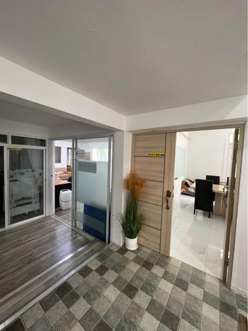 ให้เช่าบ้านเดี่ยว2ชั้นย่านพัฒนาการ50 หมู่บ้านเคหะนคร3 ศรีนครินทร์ ใกล้MRTหัวหมาก พื้นที่ใช้สอย 200 ตารางเมตร จำนวน 2ห้องนอน