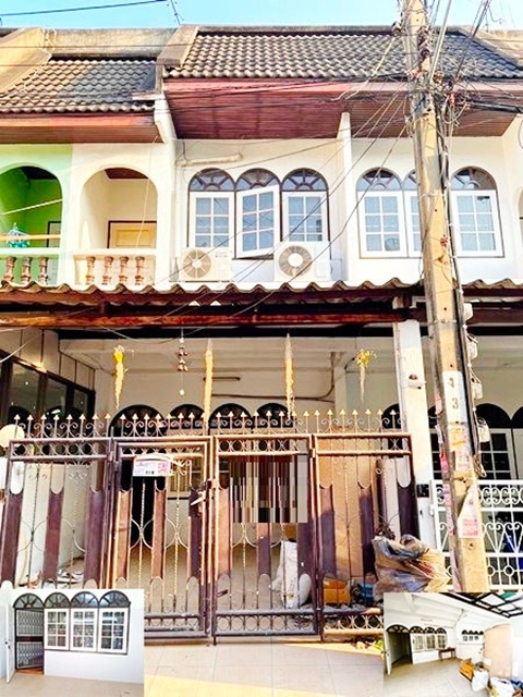 ตลาดสัมมากร เฟอร์บางส่วน 2นอน  ให้เช่าทาวน์โฮม 2 ชั้น  17ตรว. 128ตรม. 2น้ำ 1จอดรถ 2แอร์ เดอะ พาซิโอ ทาวน์ รามคำแหง